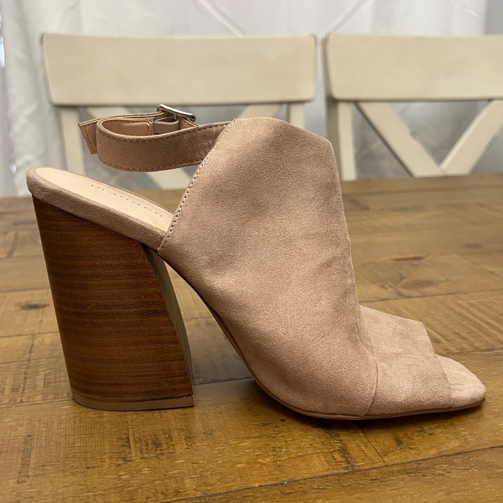 Women’s Madden Girl Tan Block Heels Size 9M - Picture 3 of 11